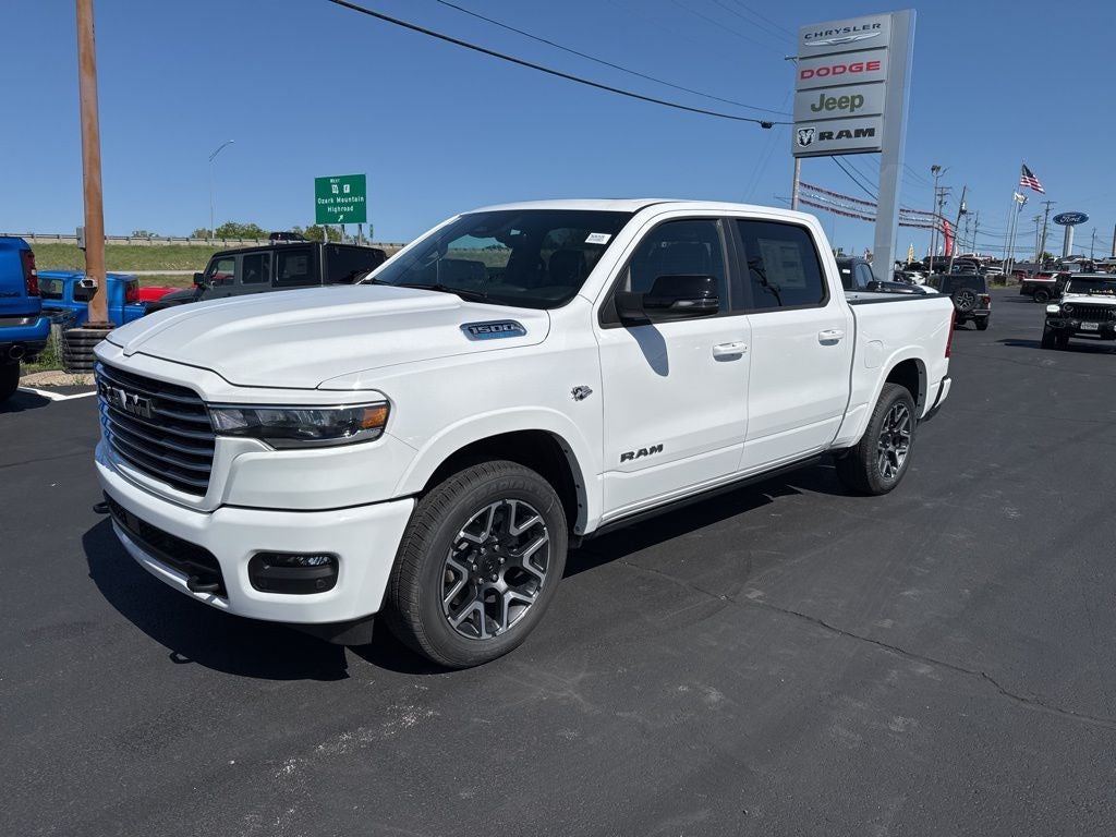 2026 RAM Ram 1500 RAM 1500 LARAMIE CREW CAB 4X4 5'7' BOX