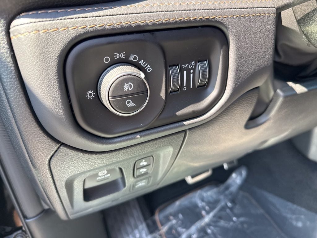 2026 RAM Ram 1500 RAM 1500 TUNGSTEN CREW CAB 4X4