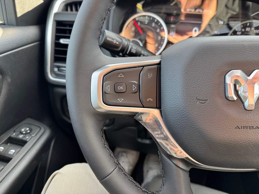 2026 RAM Ram 1500 RAM 1500 BIG HORN CREW CAB 4X4 6'4' BOX