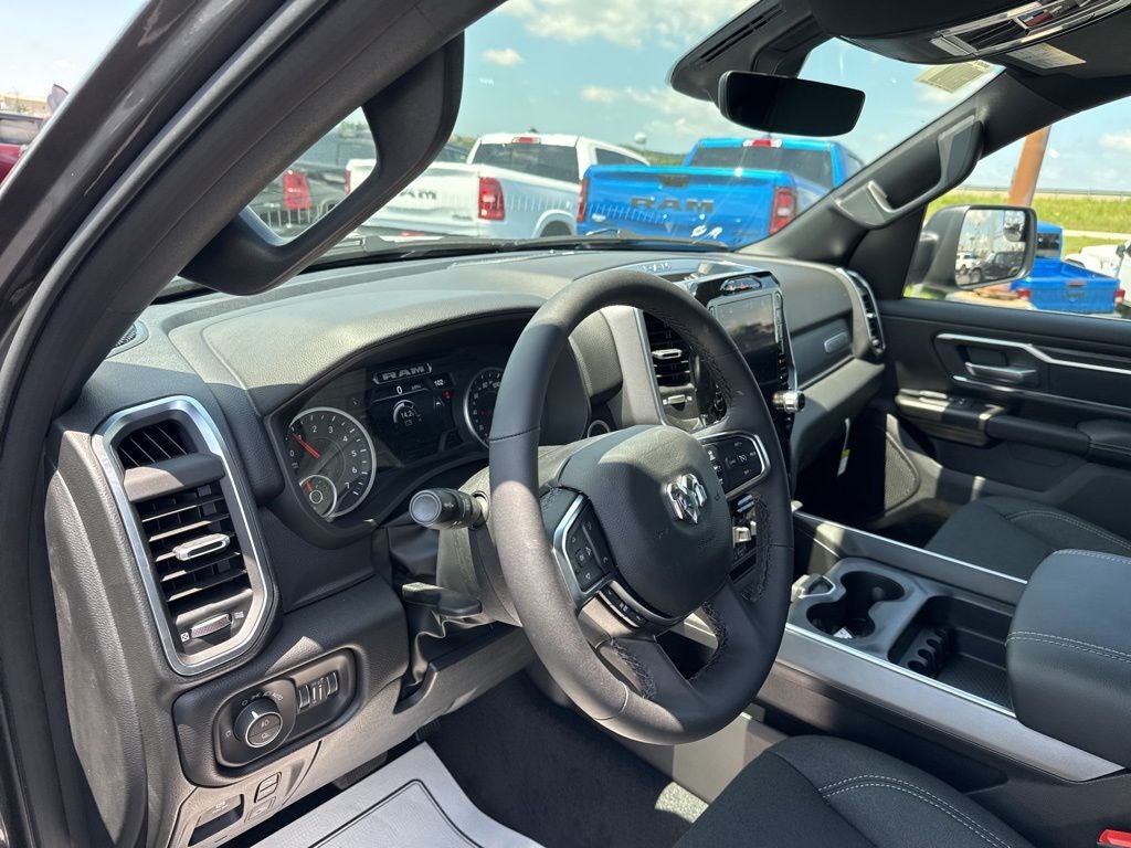 2026 RAM Ram 1500 RAM 1500 BIG HORN CREW CAB 4X4 6'4' BOX