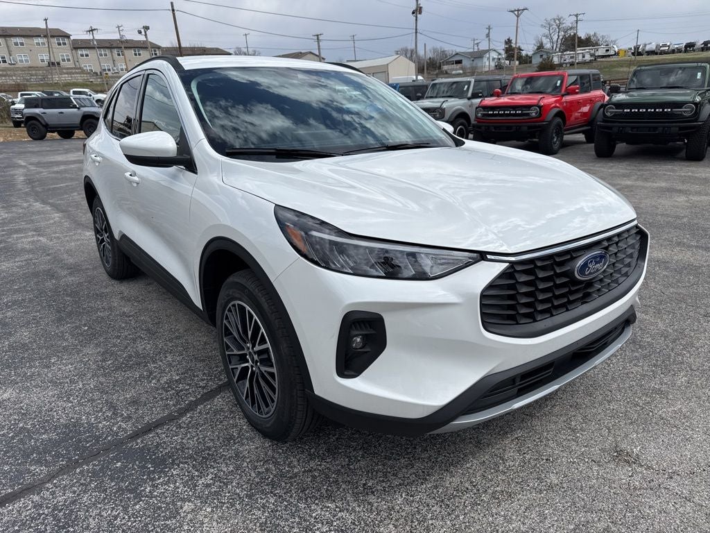 2025 Ford Escape PHEV