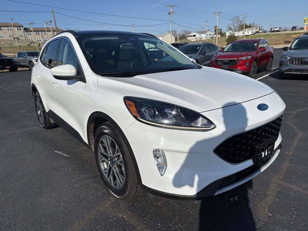 2020 Ford Escape SEL