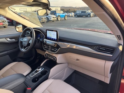 2022 Ford Escape Titanium