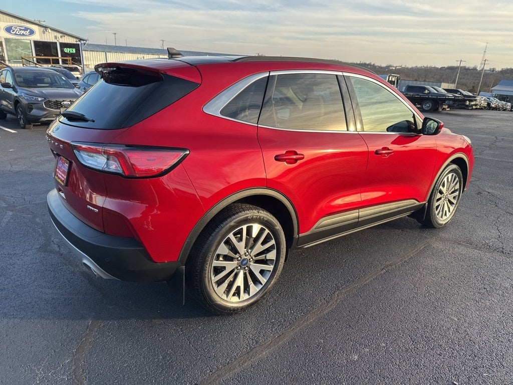 2022 Ford Escape Titanium