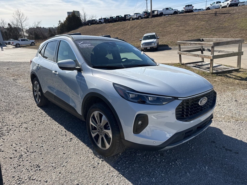 2025 Ford Escape Platinum