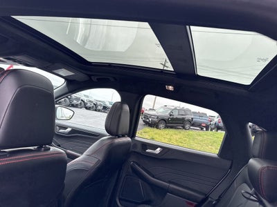 2025 Ford Escape ST-Line Elite