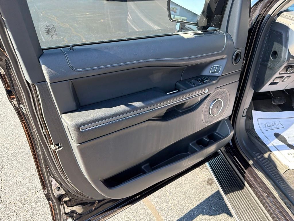2023 Ford Expedition XLT