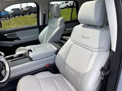 2025 Ford Expedition Platinum