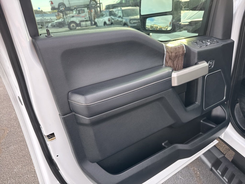 2017 Ford F-250 LARIAT