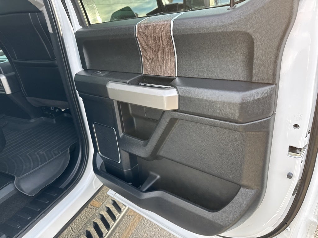 2017 Ford F-250 LARIAT