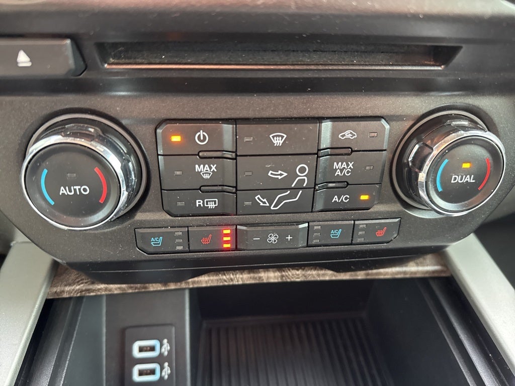 2017 Ford F-250 LARIAT