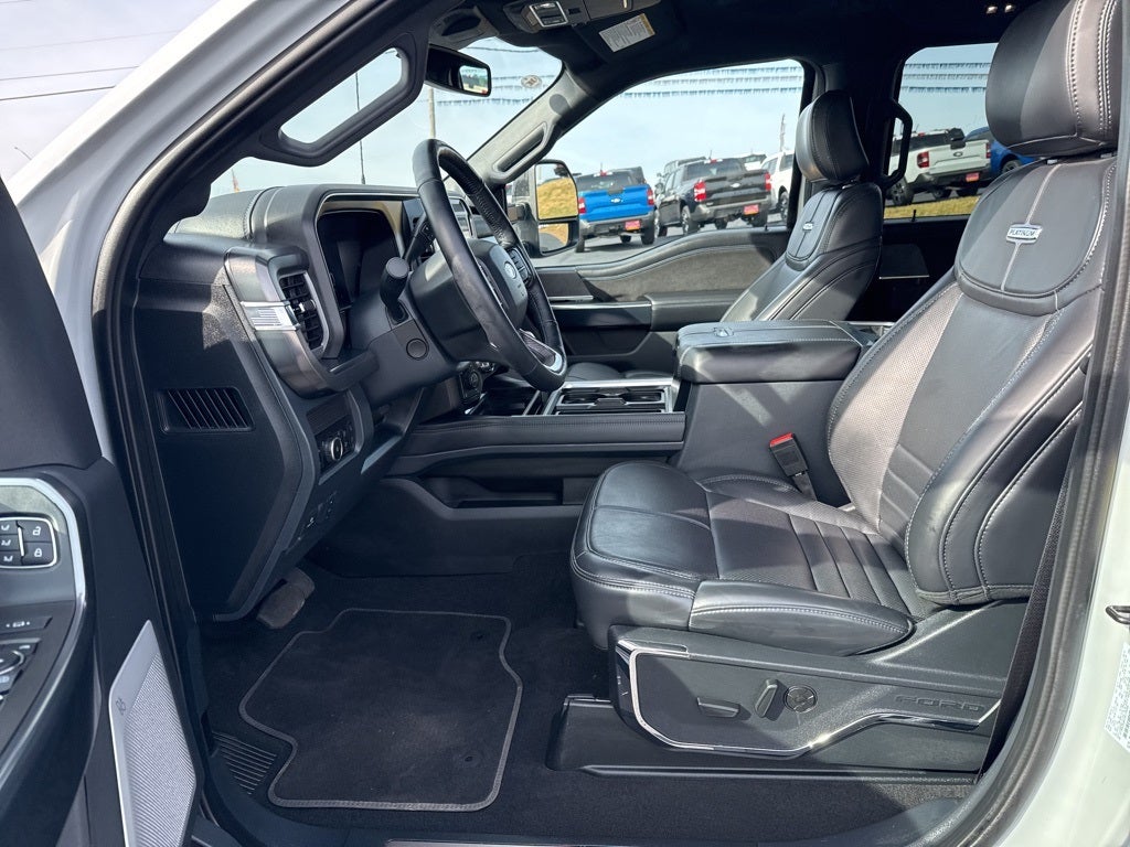 2025 Ford F-250 Platinum