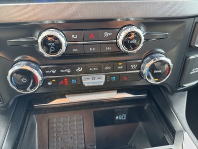 2025 Ford F-250 Platinum