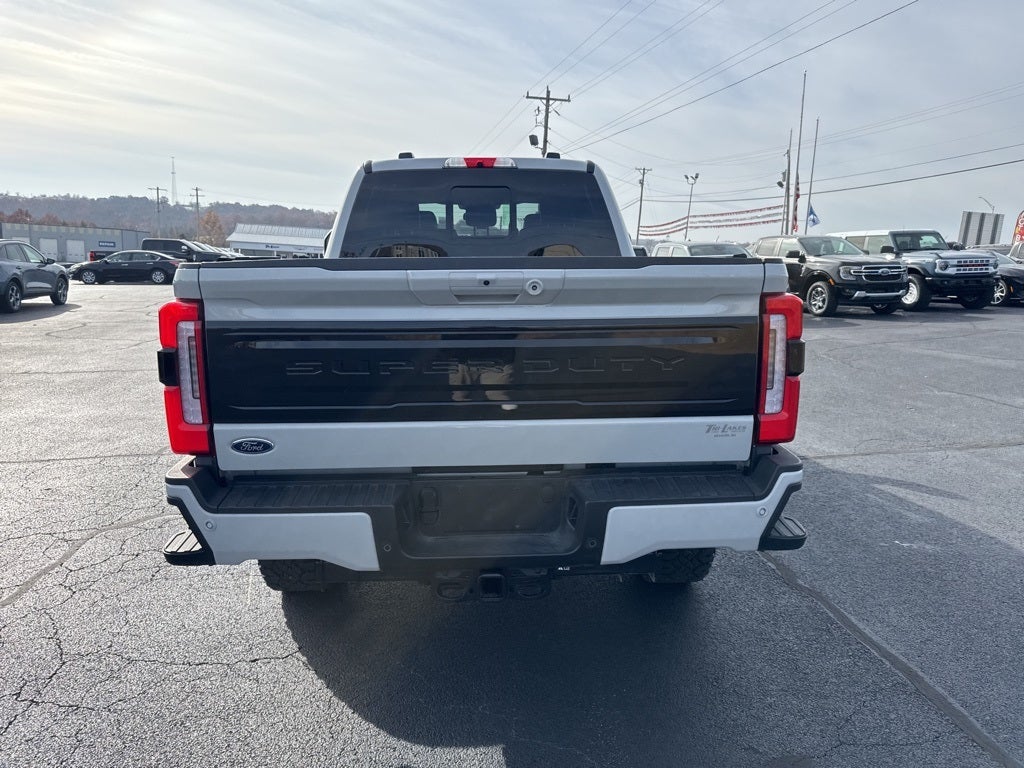 2025 Ford F-250 Platinum