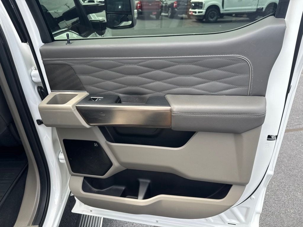 2026 Ford F-350 Platinum