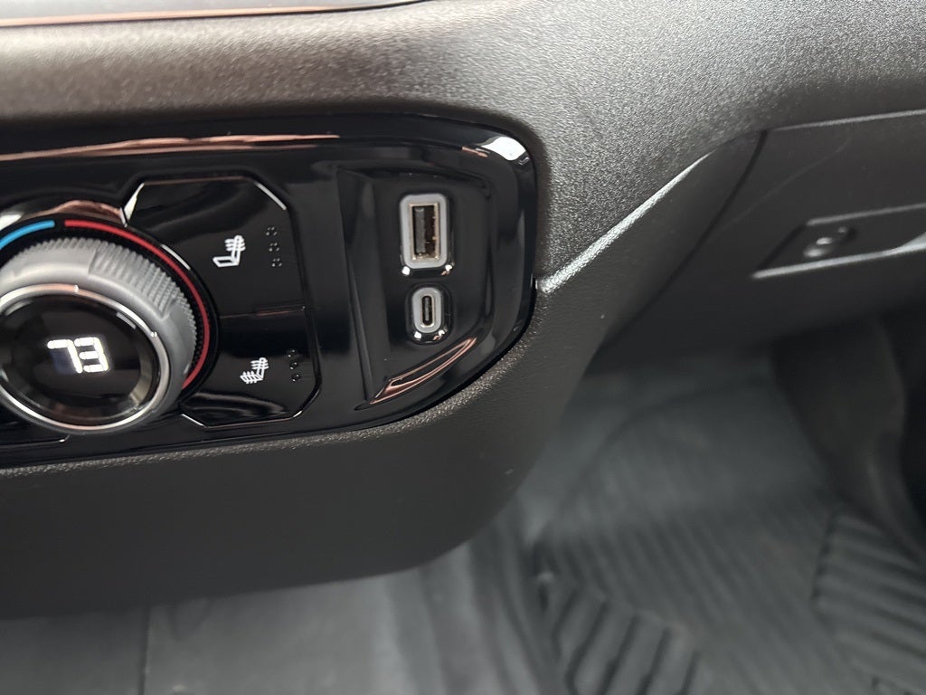 2025 Chevrolet Silverado 2500HD 4WD Crew Cab Standard Bed LT