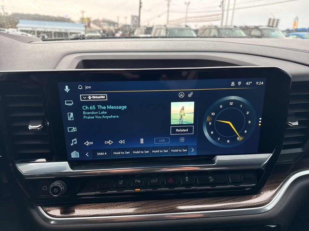 2025 Chevrolet Silverado 2500HD 4WD Crew Cab Standard Bed LT