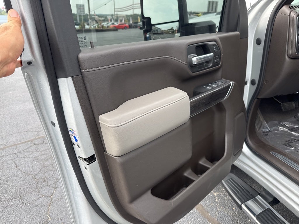 2020 Chevrolet Silverado 2500HD 4WD Crew Cab Standard Bed LTZ