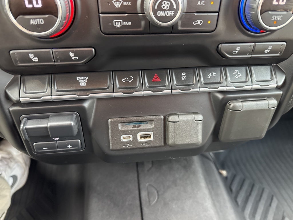 2021 Chevrolet Silverado 3500HD 4WD Crew Cab Standard Bed LTZ