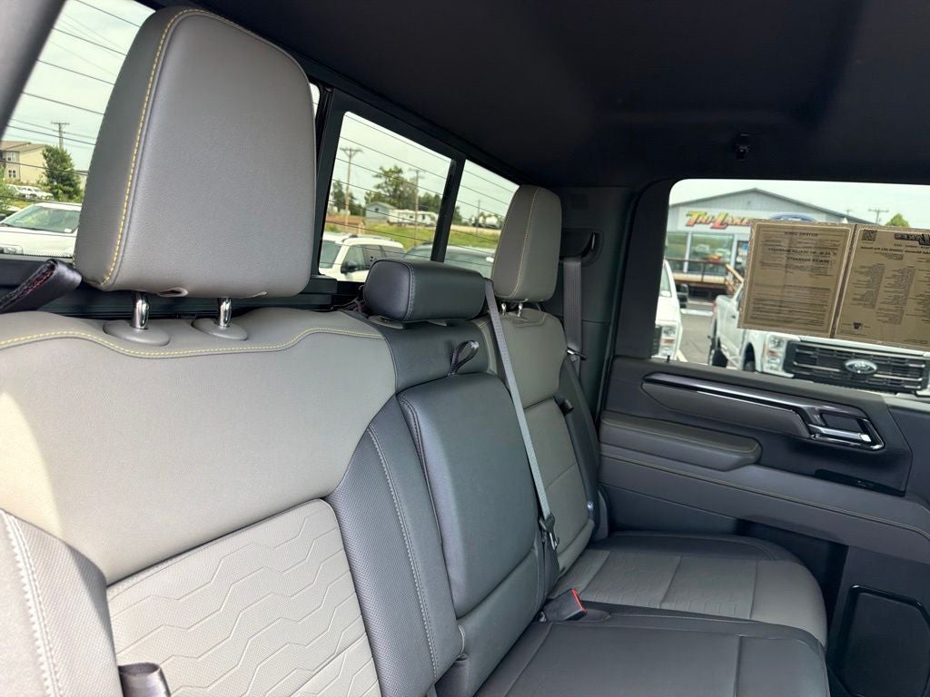 2024 Chevrolet Silverado 2500HD 4WD Crew Cab Standard Bed ZR2