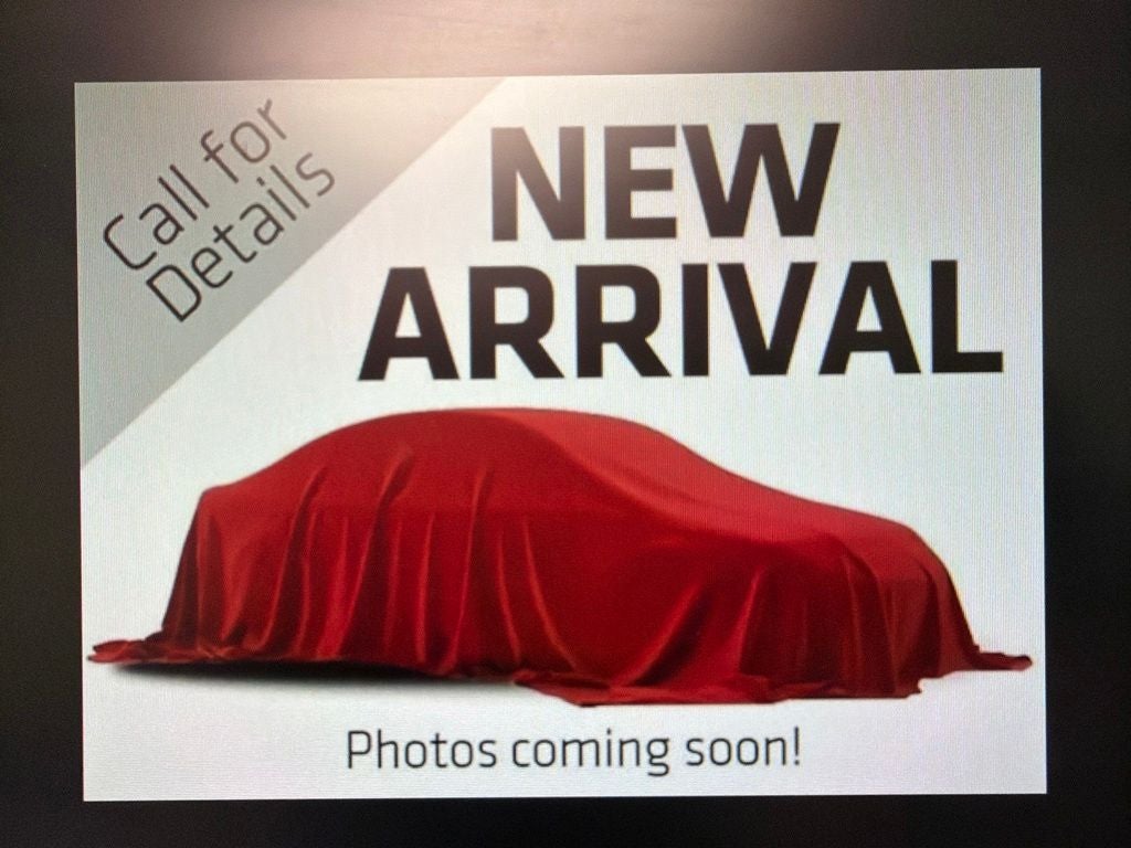 2022 Chevrolet Silverado 1500 4WD Crew Cab Short Bed Custom