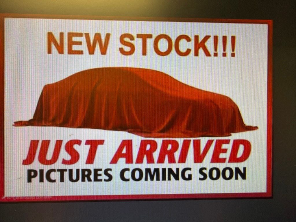 2022 Chevrolet Silverado 1500 4WD Crew Cab Short Bed Custom
