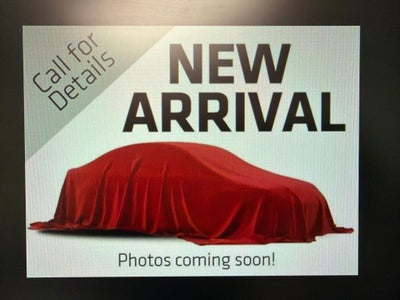 2022 Chevrolet Silverado 1500 4WD Crew Cab Short Bed Custom