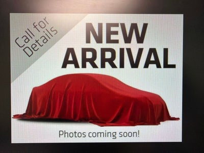 2022 Chevrolet Silverado 1500 4WD Crew Cab Short Bed Custom