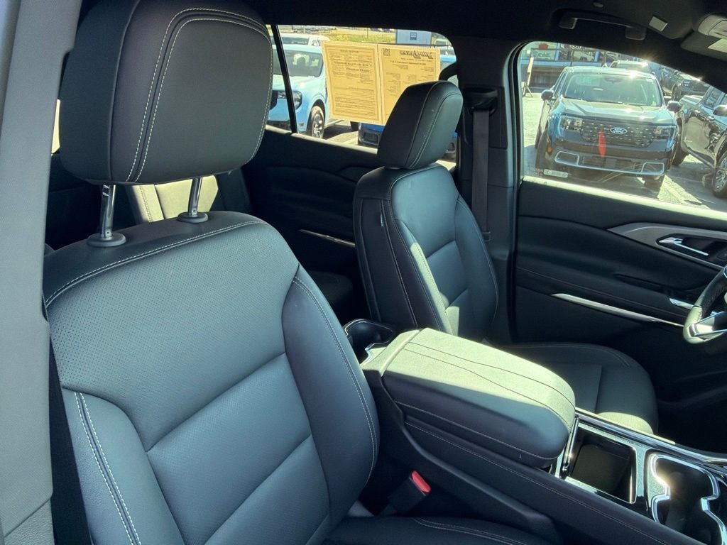 2024 Chevrolet Traverse AWD LT