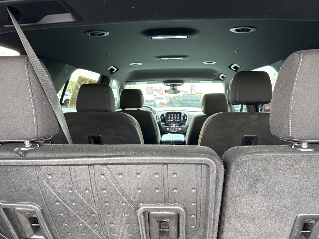 2022 Chevrolet Traverse AWD LT Cloth