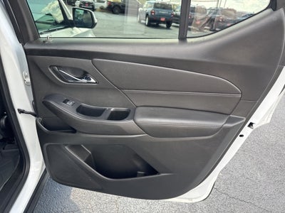 2022 Chevrolet Traverse AWD LT Cloth