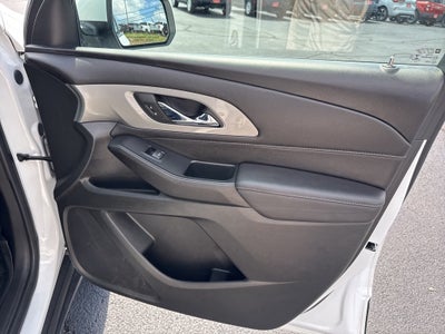 2022 Chevrolet Traverse AWD LT Cloth