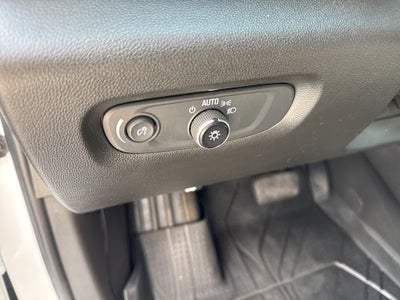 2022 Chevrolet Traverse AWD LT Cloth