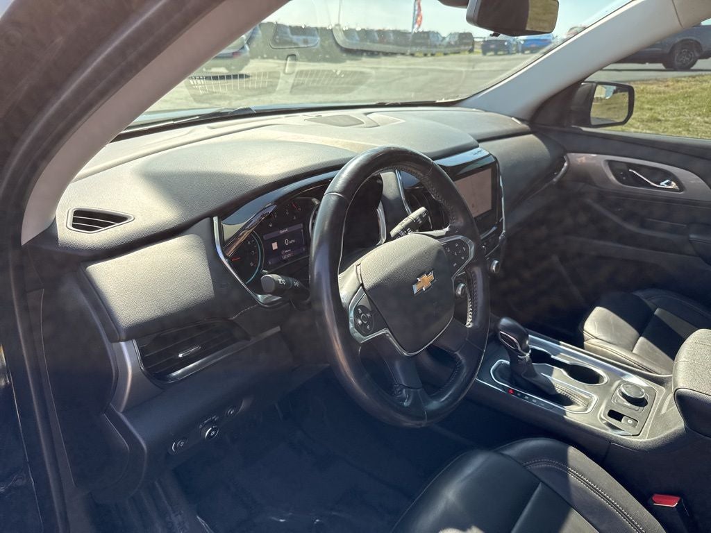 2021 Chevrolet Traverse LT Leather