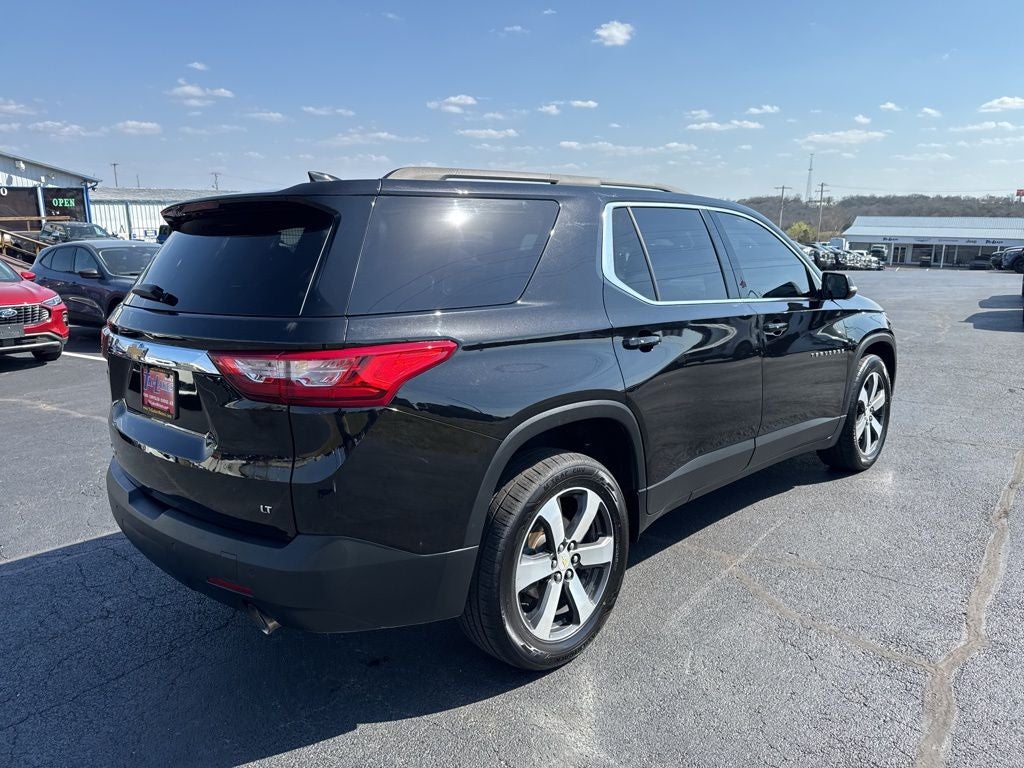 2021 Chevrolet Traverse LT Leather
