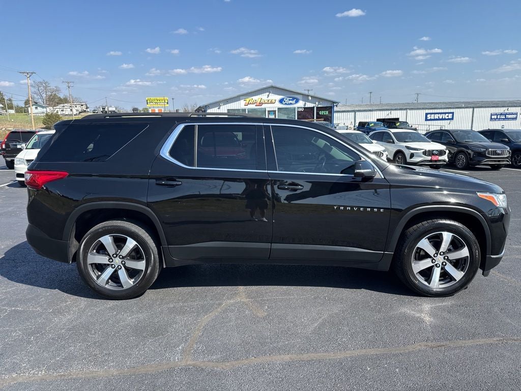 2021 Chevrolet Traverse LT Leather