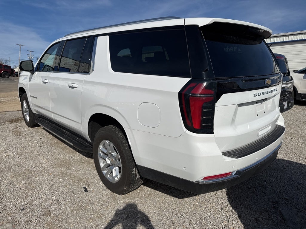 2026 Chevrolet Suburban LS, 4WD