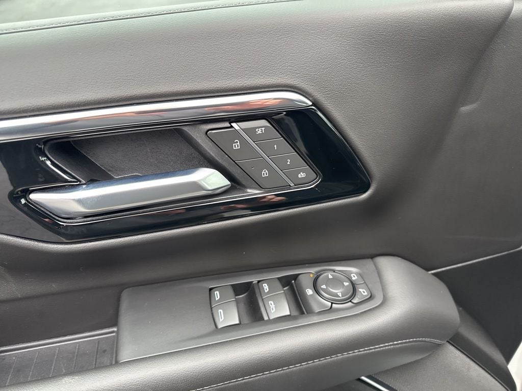 2025 Chevrolet Suburban Z71