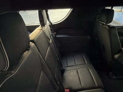 2023 Chevrolet Suburban 4WD Premier