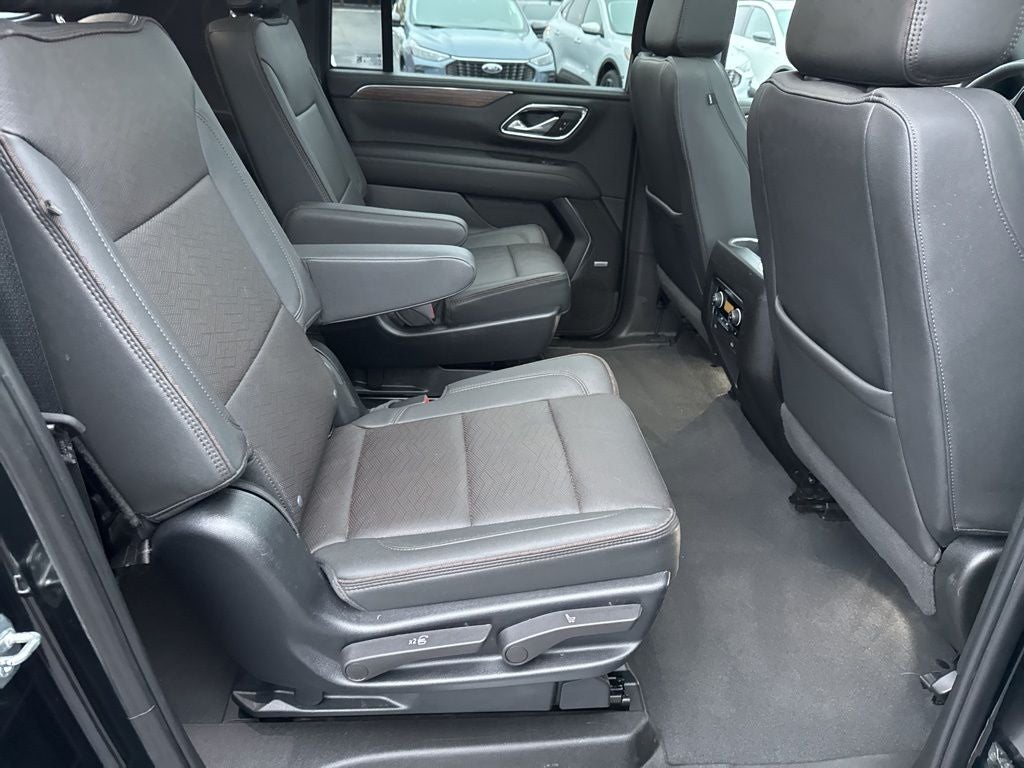 2023 Chevrolet Suburban 4WD High Country