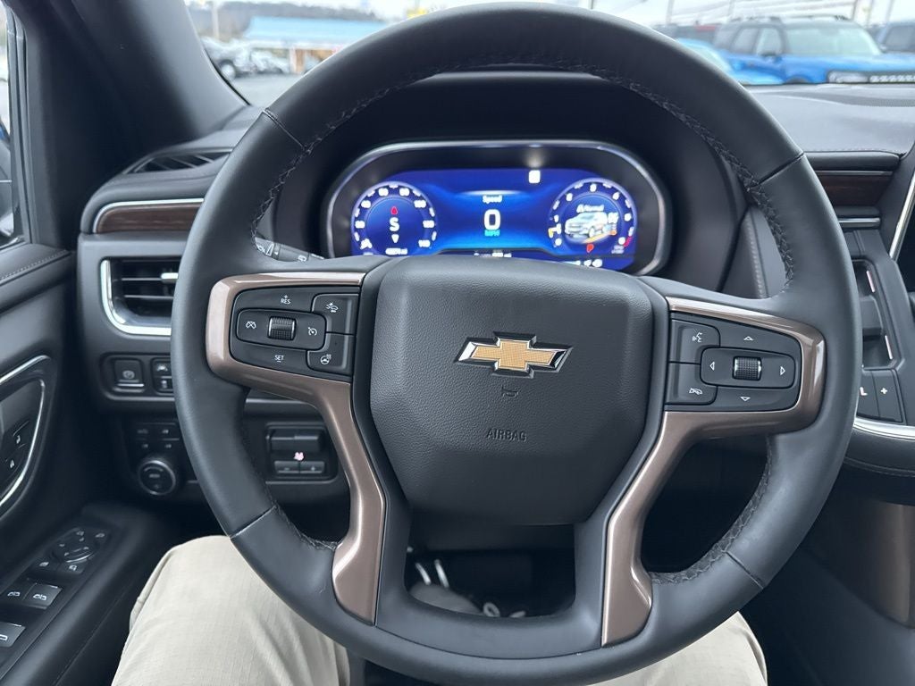 2023 Chevrolet Suburban 4WD High Country