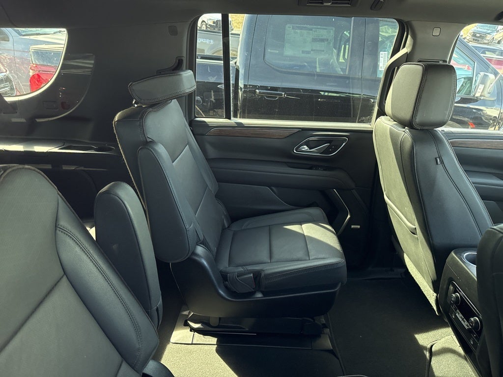 2023 Chevrolet Suburban 4WD High Country