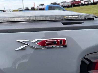 2024 GMC Sierra 2500HD 4WD Crew Cab Standard Bed SLT