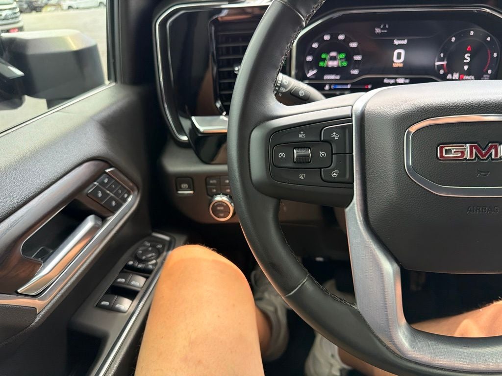 2024 GMC Sierra 2500HD 4WD Crew Cab Standard Bed SLT