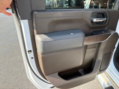 2023 GMC Sierra 2500HD 4WD Crew Cab Standard Bed Denali