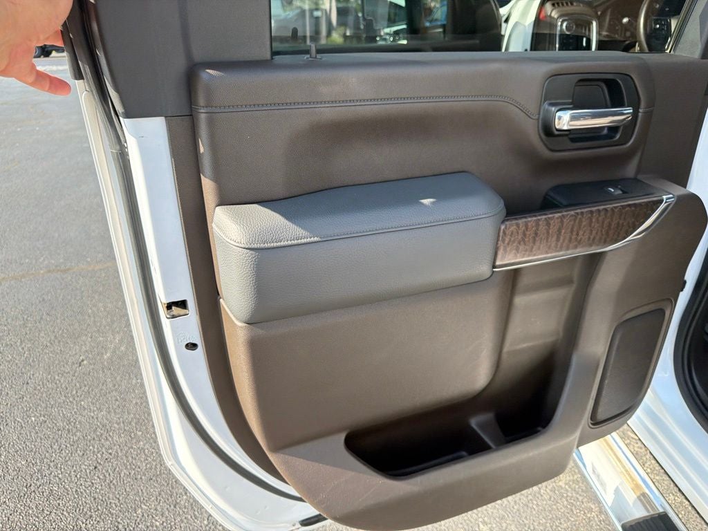 2023 GMC Sierra 2500HD 4WD Crew Cab Standard Bed Denali