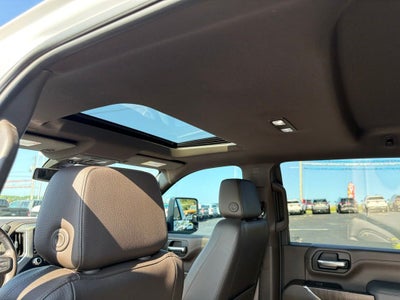 2023 GMC Sierra 2500HD 4WD Crew Cab Standard Bed Denali