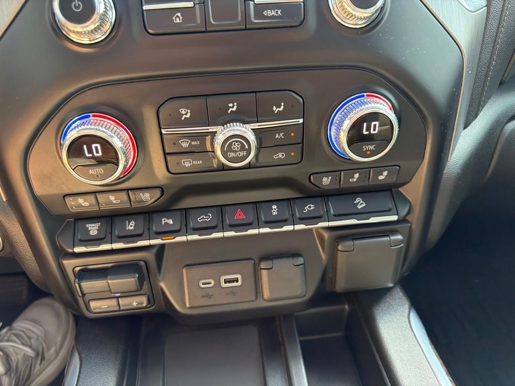 2021 GMC Sierra 3500HD 4WD Crew Cab Standard Bed Denali