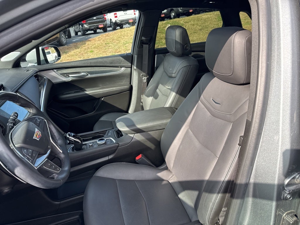 2023 Cadillac XT5 AWD Sport