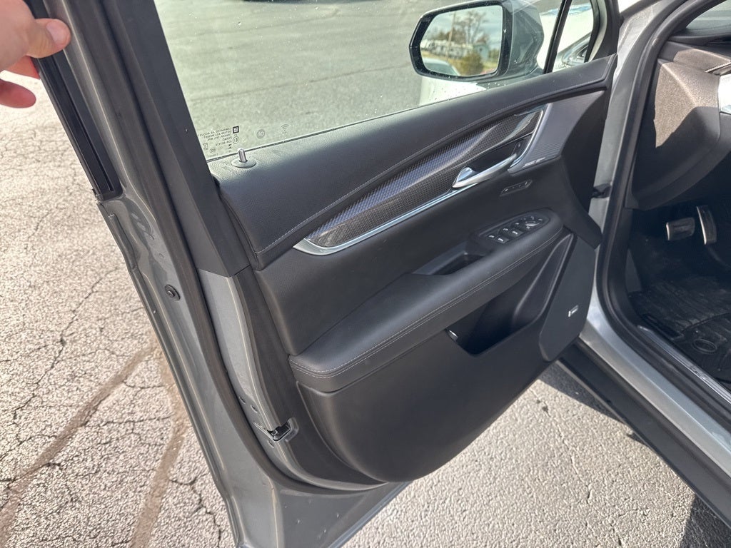 2023 Cadillac XT5 AWD Sport